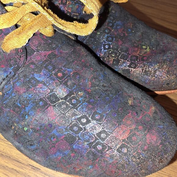 PAPUCEI Rare! Sz6.5 Avant Garde Iridescent Art 2 Wear Artsy Shimmer Tie Up Shoes - Picture 4 of 14